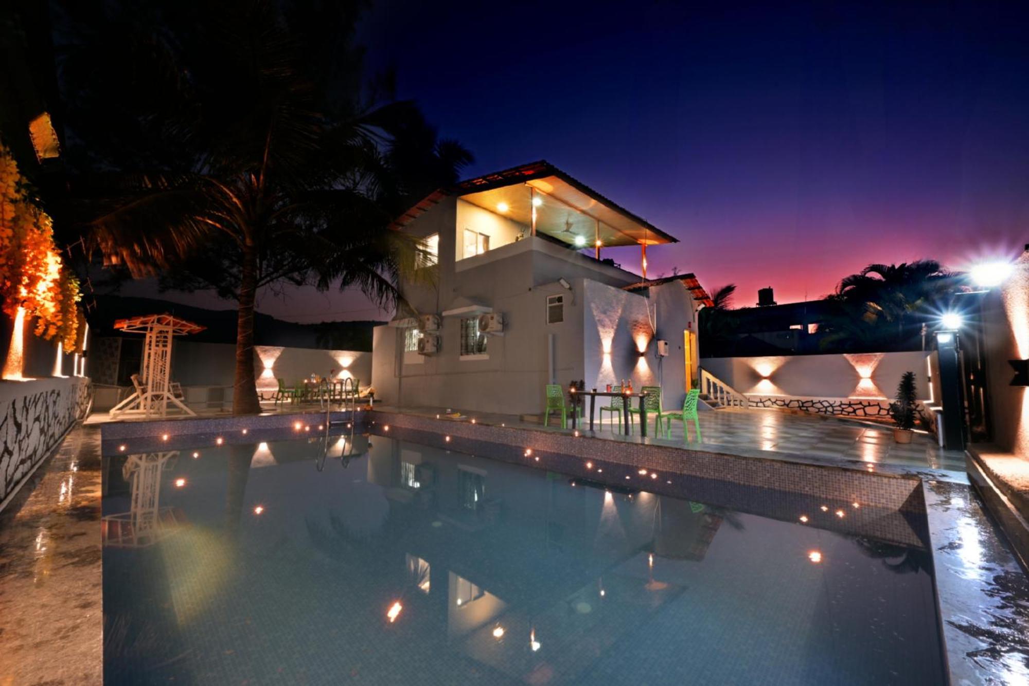 Empyrean Stay Ll 3Bhk Ll Marshall Villa Ll Large Pool Ll Ac Ll Lonavala Exteriör bild